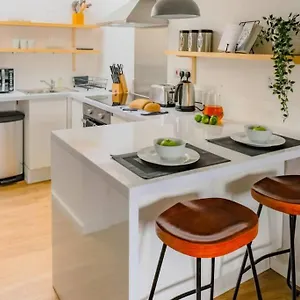 https://boutique-and-beautiful-apartment.cambridgehotelsuk.com