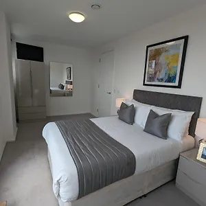 https://millharbour-apartments-by-charles-hope.cambridgehotelsuk.com