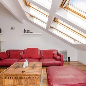 Apartment Nitb Certified Spacious Floor Bound, Belfast